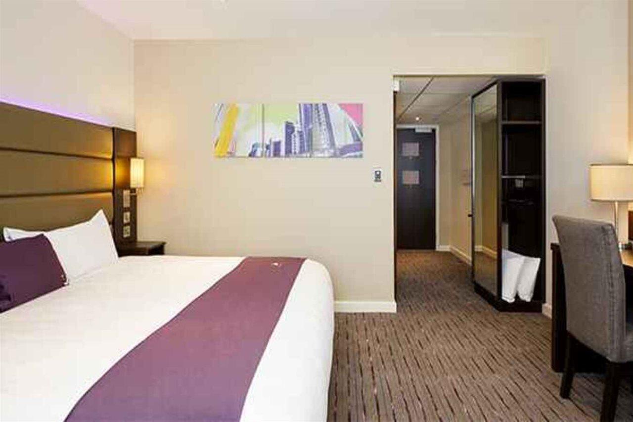 Premier Inn Premier Inn Saffron Walden Ngoại thất bức ảnh